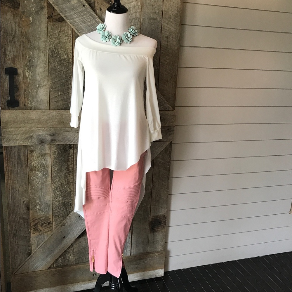 Adorable Outfit Alert! Available in my Closet!